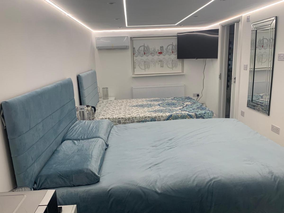 Canal View Suites: Spacious Comfort with Free Parking Southall Exterior photo