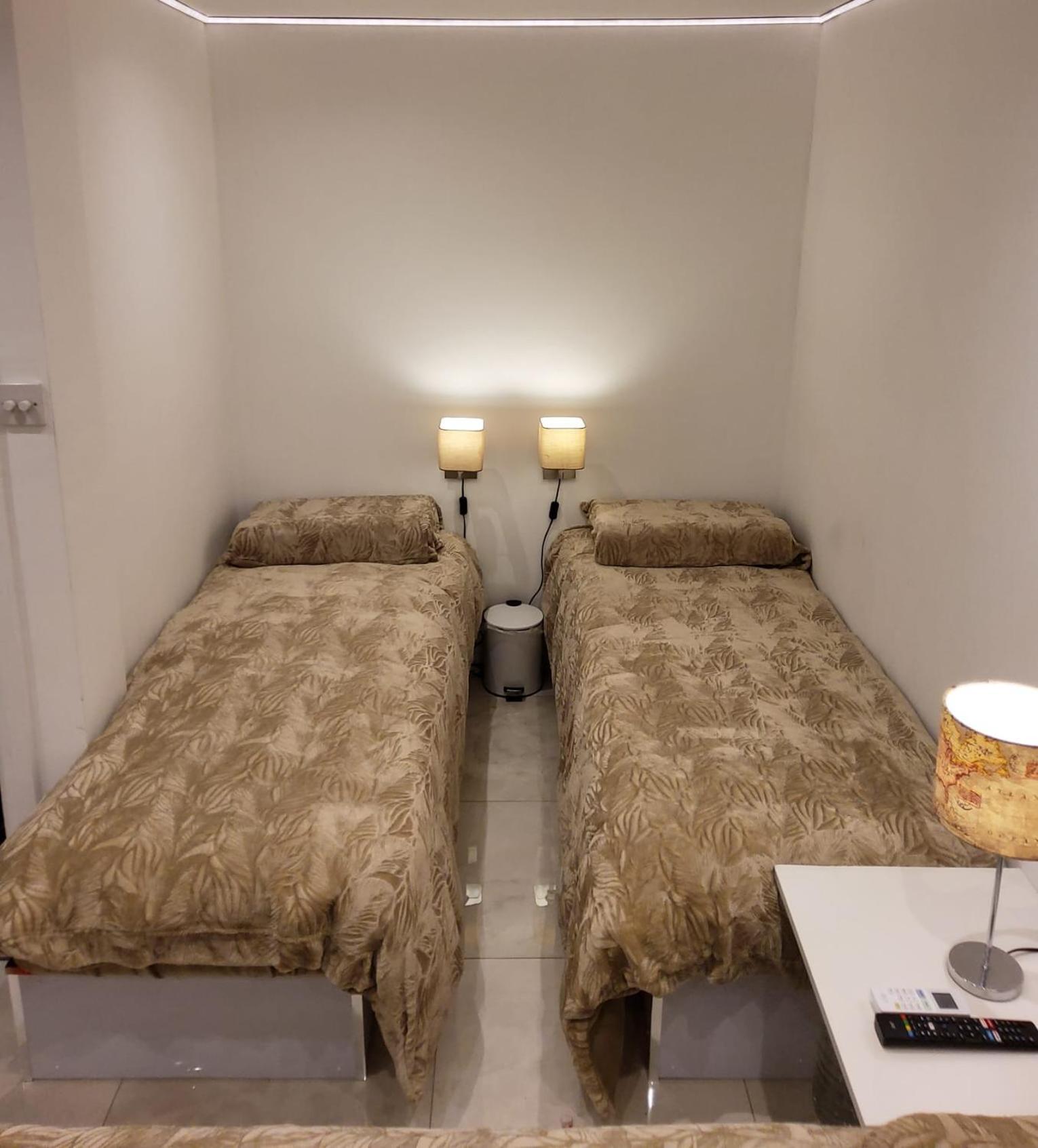 Canal View Suites: Spacious Comfort with Free Parking Southall Exterior photo